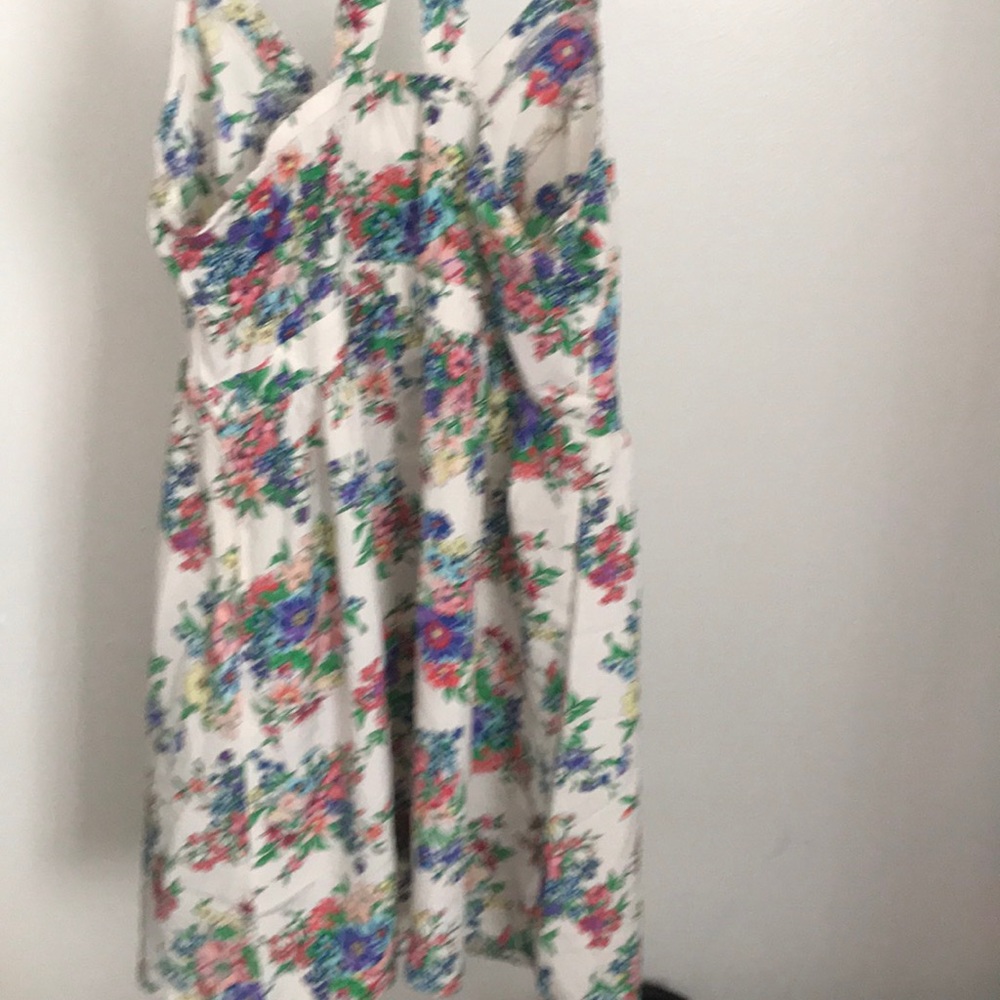Sundress - Picture 3 of 3